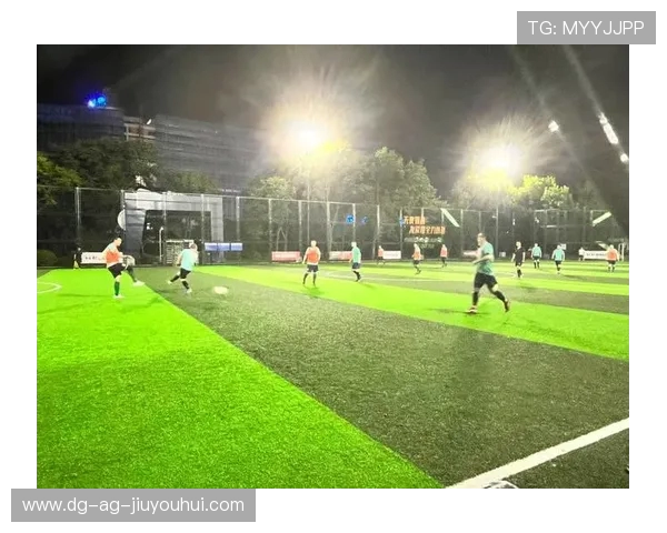 温和球足球掀起绿色运动新风潮引领全民健康与友谊新时代 温和球足球掀起绿色运动新风潮引领全民健康与友谊新时代